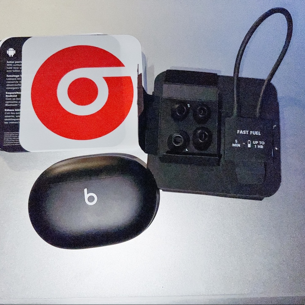 Beats Studio Buds Black